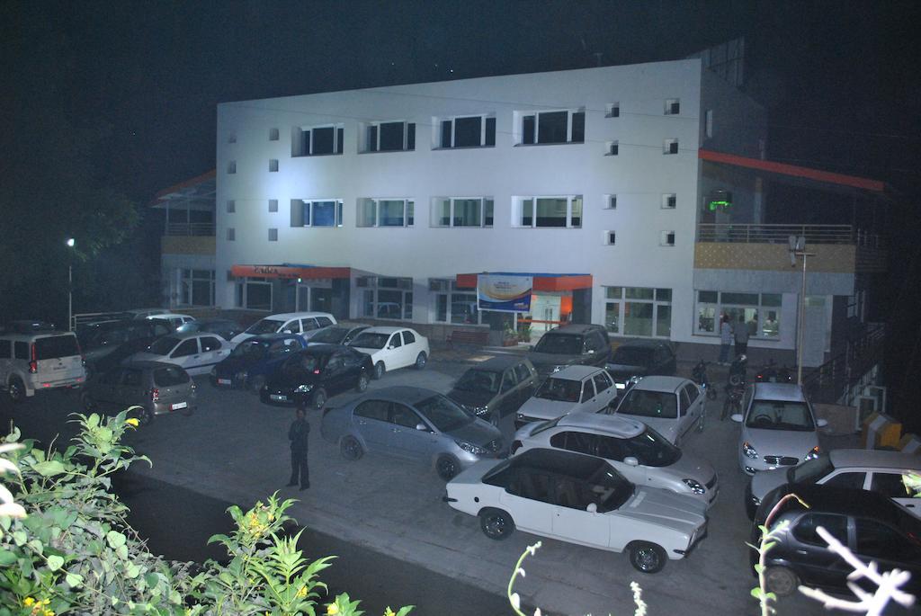 Hotel Panchwati Bilaspur  Экстерьер фото